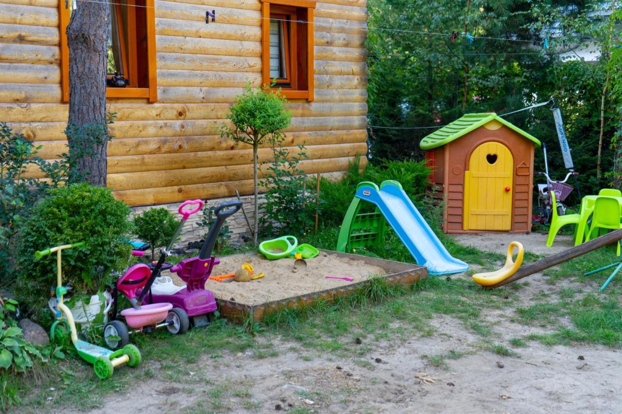 Domek W Ogrodzie Caloroczny 800M Od Parku Wodnego Suntago Ranczo Gold Mania Krzyzowka  エクステリア 写真